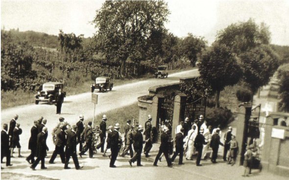 Friedhof um 1925 Friedhof um 1925